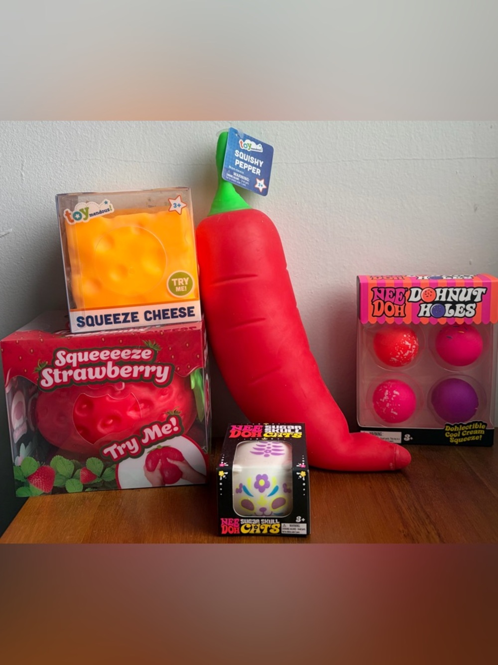 Needoh & Squeezy Bundle-Sugar Skull Cat, Dohnut Holes,Cheese, Strawberry, Pepper